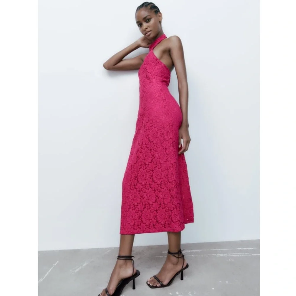 Zara Woman Lace Dress - Picture 2 of 5